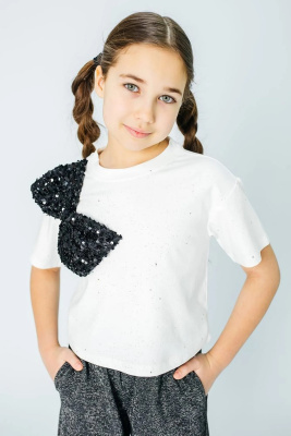 Футболка для девочки Deloras молочный