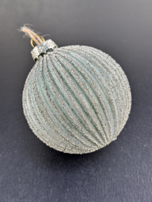 Шар стеклянный MERRY GREEN 8 см 1 шт