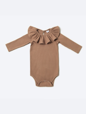 Боди лапша с длинным рукавом и воланом MIMILASHIK кофе