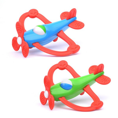 Погремушка-прорезыватель Самолетик 02150