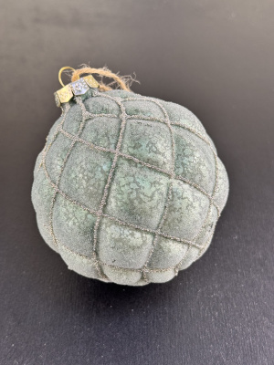 Шар стеклянный MERRY GREEN 10 см 1 шт