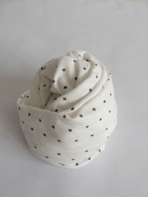 Простыня трикотажная на резинке для детской овальной кроватки "звёзды",  цвет молочный 9005/10о