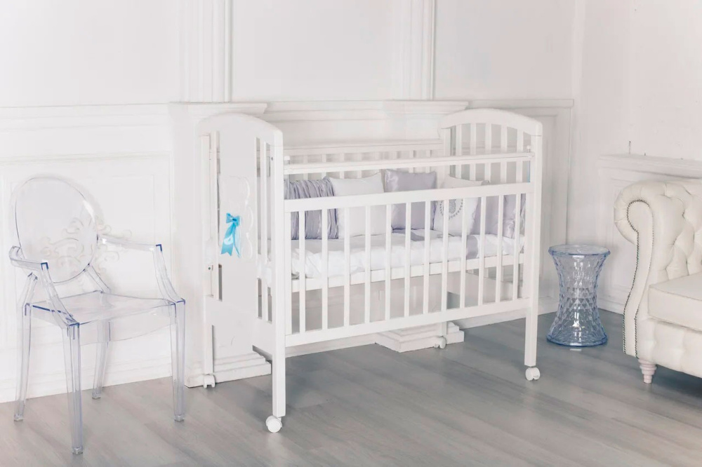 Кроватка Incanto HUGGE HK колесо цвет белый*