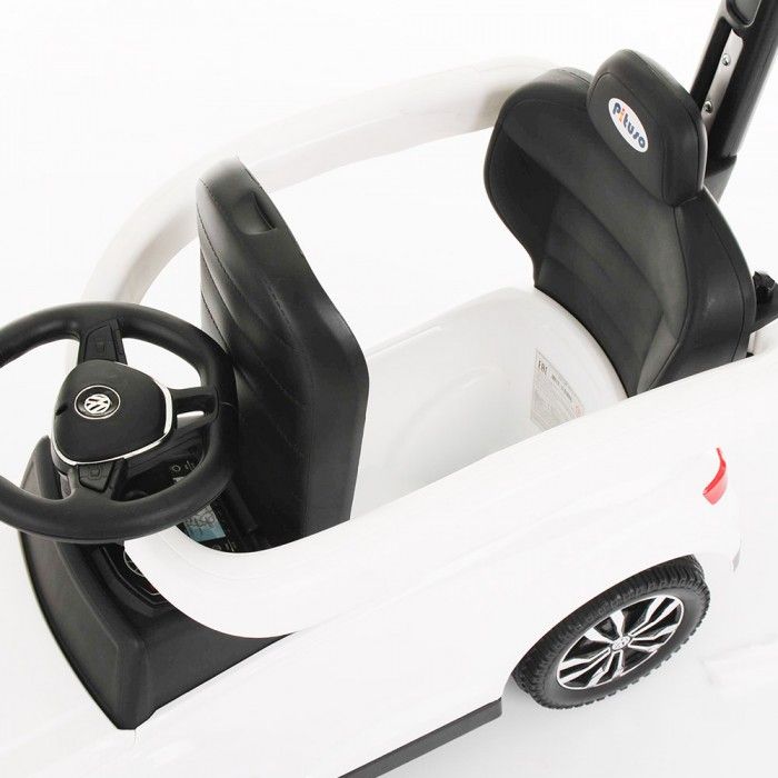 Каталка VOLKSWAGEN белый PITUSO